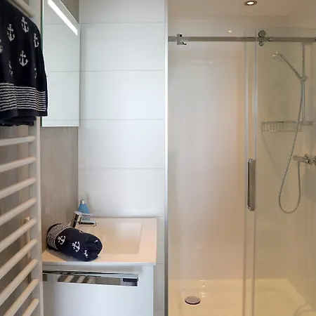 Båthotell Hausboot Ankerplatz *